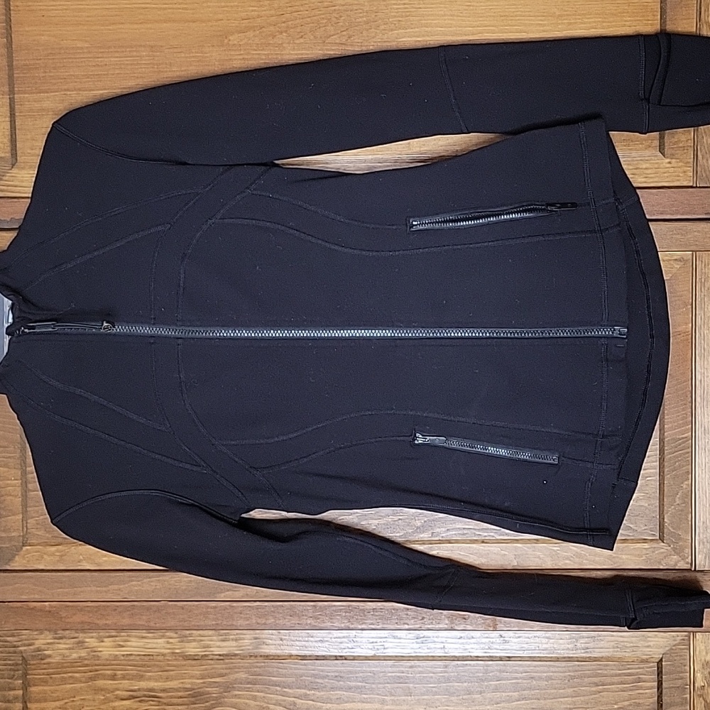 Lululemon Women's Black DEFINE Jacket Sz 6